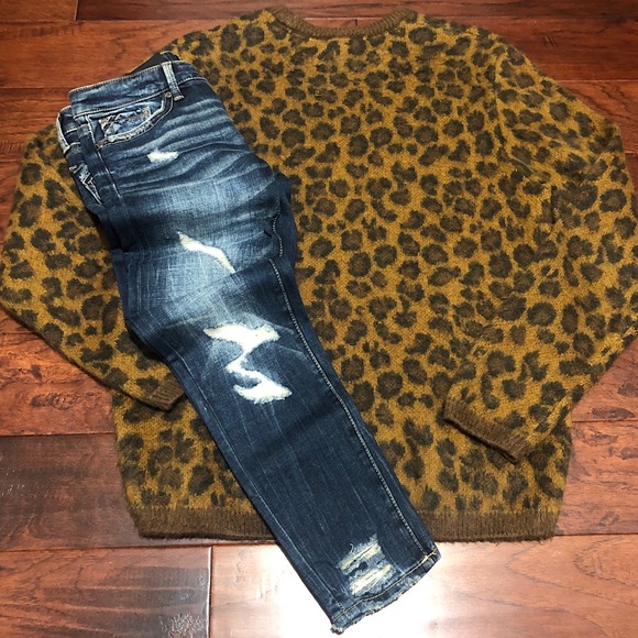 H&M Sweaters - HM DIVIDED CHEETAH PRINT SWEATER LARGE
